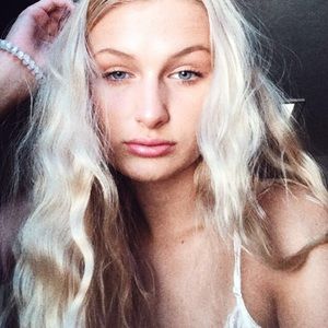 Meet your Posher, Kristina